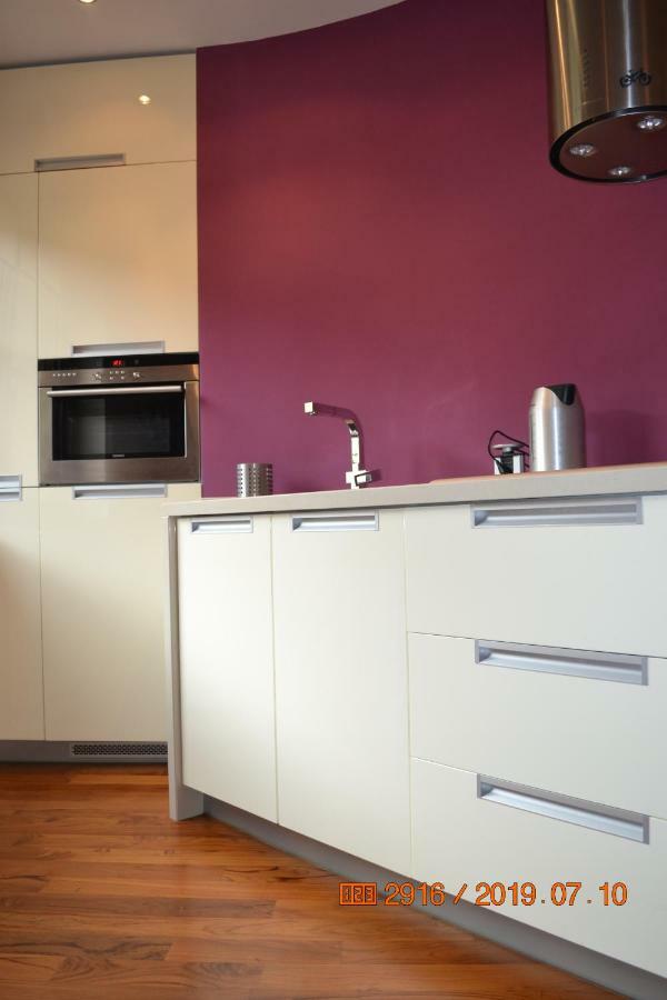Apartament Parkowa Polana Z Ogrodem Apartment Polanica-Zdroj Luaran gambar
